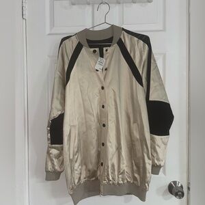 NWT Kendall & Kylie Oversized Satin Bomber Jacket